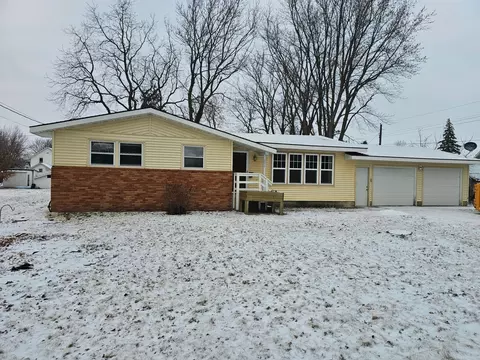 600 Irvin St, West Concord, MN 55985