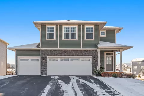 1886 Aloha Ave, Shakopee, MN 55379