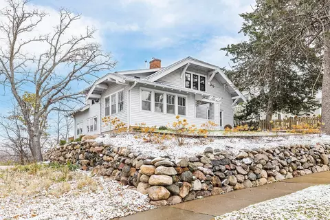 173 2nd St, Excelsior, MN 55331