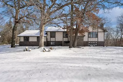 17298 Kodiak Ave, Lakeville, MN 55044