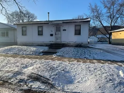 515 E Belleview St, Winona, MN 55987