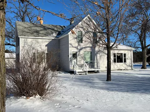 13658 165th St, Little Falls, MN 56345