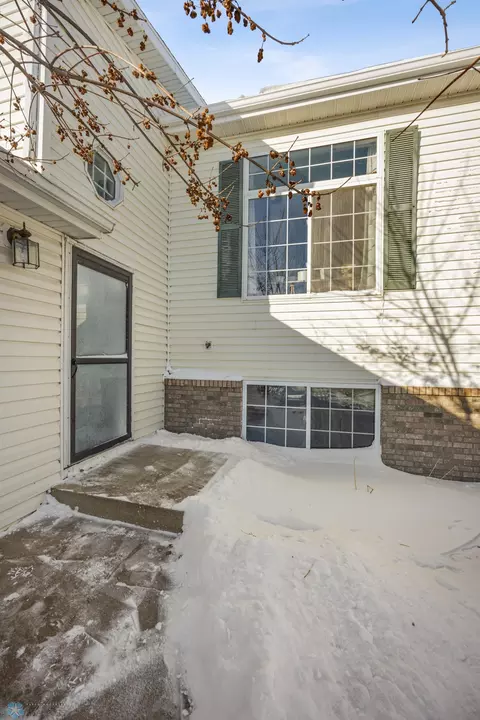 3435 39th Ave S, Fargo, ND 58104 photo 3