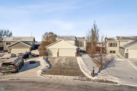 3435 39th Ave S, Fargo, ND 58104 photo 27