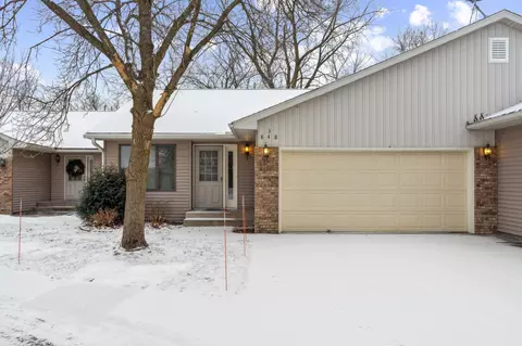 848 E 11th St #B3, New Richmond, WI 54017