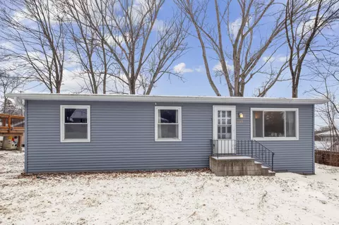 213 Franklin Ave NW, Watertown, MN 55388