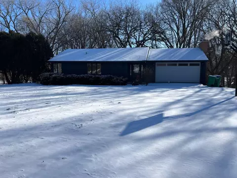 8851 W 31st St, Saint Louis Park, MN 55426