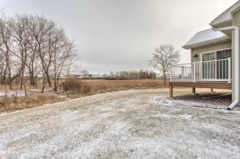2922 Eastview Ct, Anoka, MN 55303