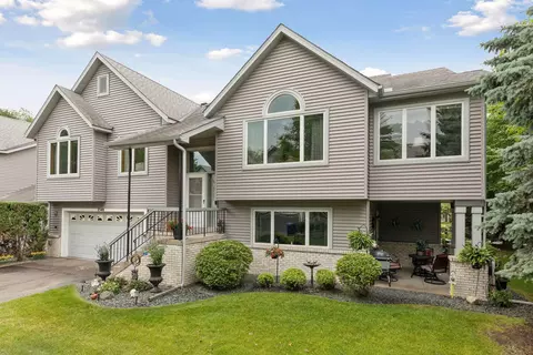 2548 Manitou Ln, White Bear Lake, MN 55110