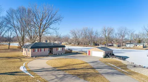 710 Virginia St, Waterville, MN 56096