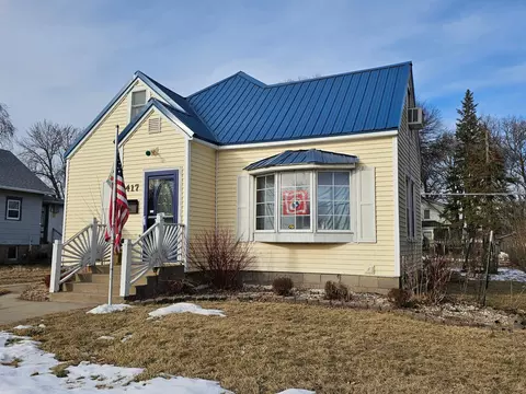 417 E 4th St, Redwood Falls, MN 56283