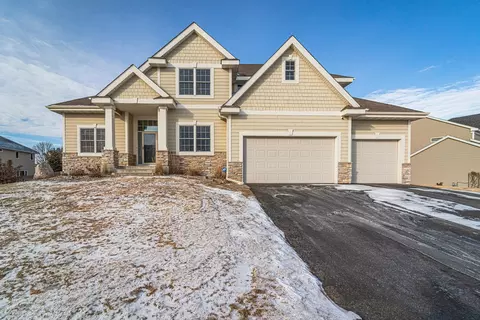 13604 Hillsboro Ave, Savage, MN 55378