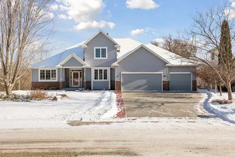 1530 Mary St N, Maplewood, MN 55119