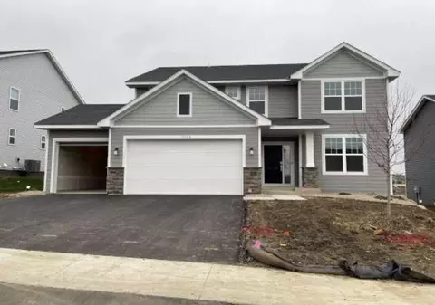 17920 Hinckley Ave, Lakeville, MN 55044