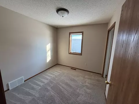 1105 Olena Ave, Willmar, MN 56201 photo 7
