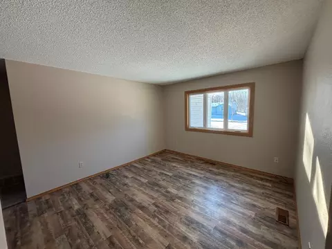 1105 Olena Ave, Willmar, MN 56201 photo 2
