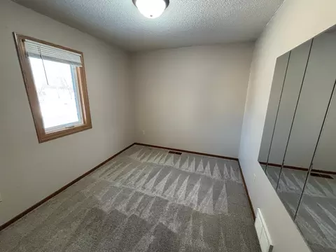 1105 Olena Ave, Willmar, MN 56201 photo 6