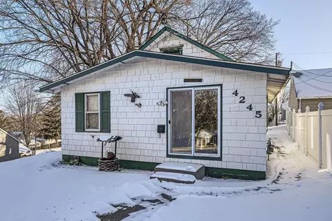 4245 4th St NE, Columbia Heights, MN 55421