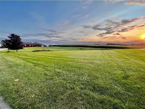 241 S Robert St, Mabel, MN 55954 photo 2