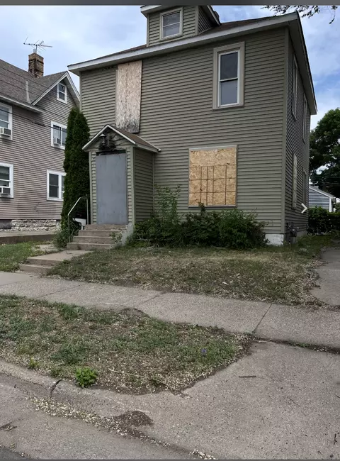 613 17th Ave NE, Minneapolis, MN 55413