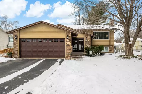 4837 Hanson Rd, Shoreview, MN 55126