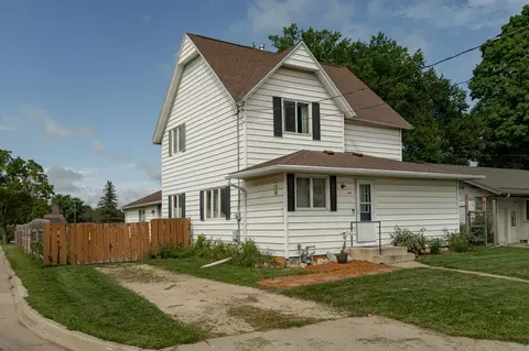 305 1st Ave NW, Byron, MN 55920