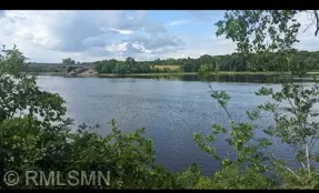 101 Goldfinch Ln, Clearwater, MN 55320