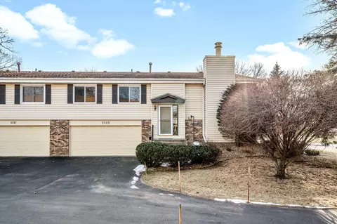 5323 Beachside Dr, Hopkins, MN 55343