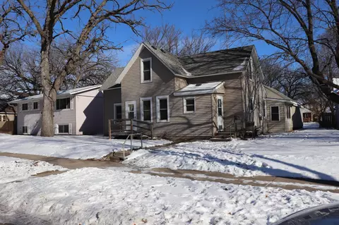 310 2nd Ave NE, Saint Cloud, MN 56304
