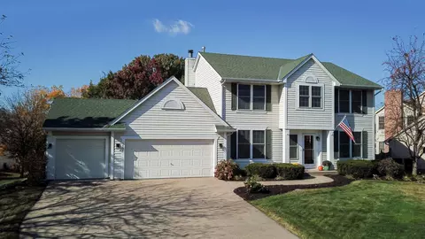 1856 Lochaven Dr, Woodbury, MN 55125