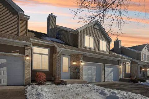 18338 Coneflower Ln, Eden Prairie, MN 55346