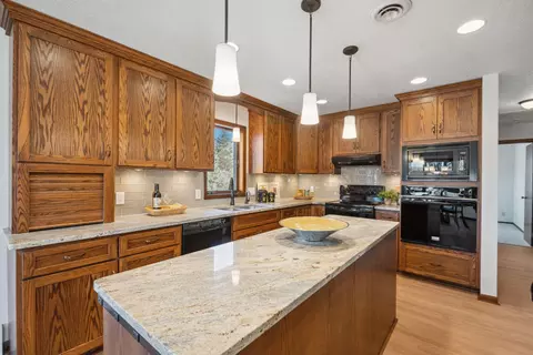 2311 Park Ave NW, Faribault, MN 55021 photo 12