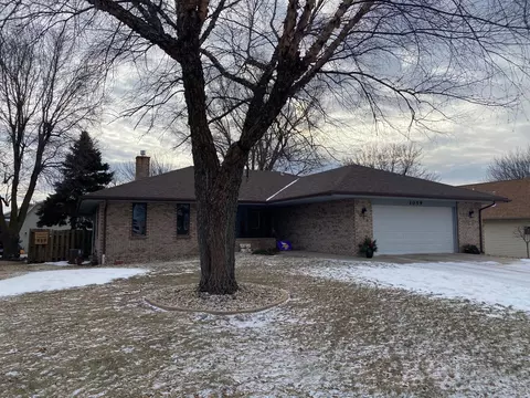 1059 Lexington Ave, Worthington, MN 56187