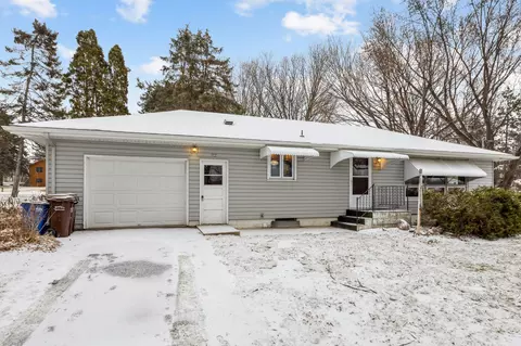 404 Newton Ave SE, Watertown, MN 55388