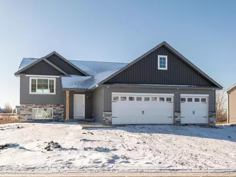 1114 Mulberry Ave NE, Montgomery, MN 56069