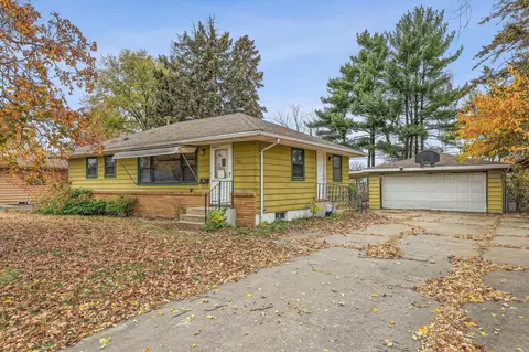 2312 Brookview Dr, Brooklyn Center, MN 55430