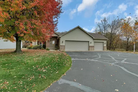1390 Sunrise Ct, Clearwater, MN 55320