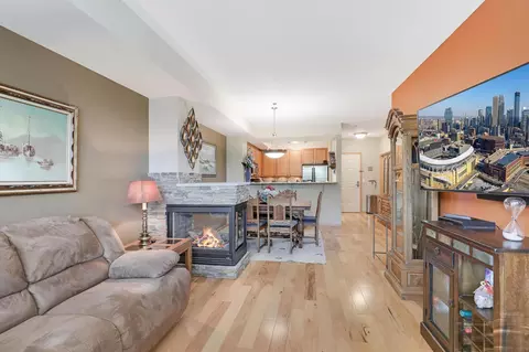 150 E Burnsville Pkwy #106, Burnsville, MN 55337