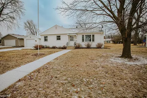200 NW 18th St, Austin, MN 55912