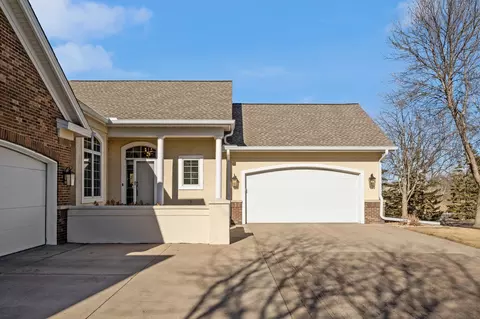4950 Comstock Ln N, Plymouth, MN 55446