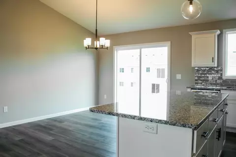 4706 8th Street Loop NE, Saint Cloud, MN 56304