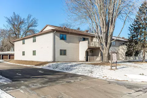 3130 Cory Ln #208, Hastings, MN 55033
