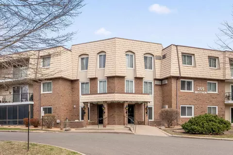 255 Westview Dr #101, West Saint Paul, MN 55118