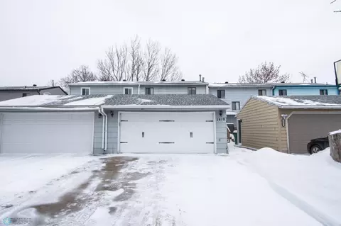 1419 11th St W, West Fargo, ND 58078