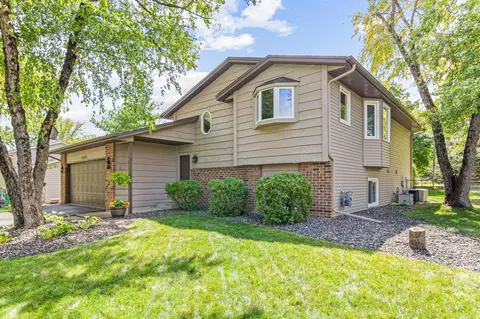 15481 71st Pl N, Maple Grove, MN 55311