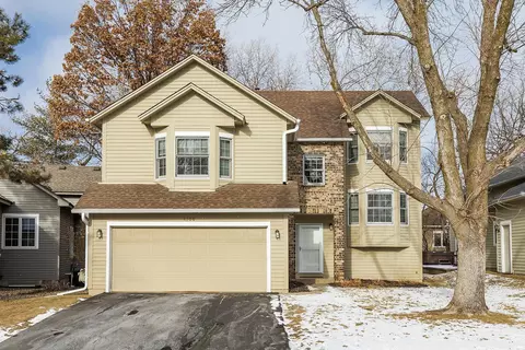 4706 Wildwood St, Eagan, MN 55122