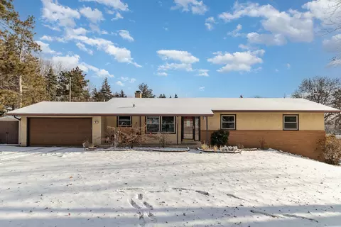 2935 Egan Ave, Eagan, MN 55121