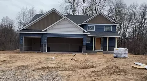 37561 Granite Ct, North Branch, MN 55056