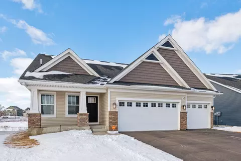 1454 Nutmeg Cir, Carver, MN 55315