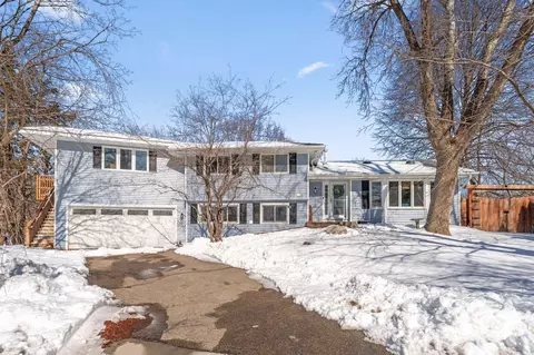 3408 E 125th St, Burnsville, MN 55337